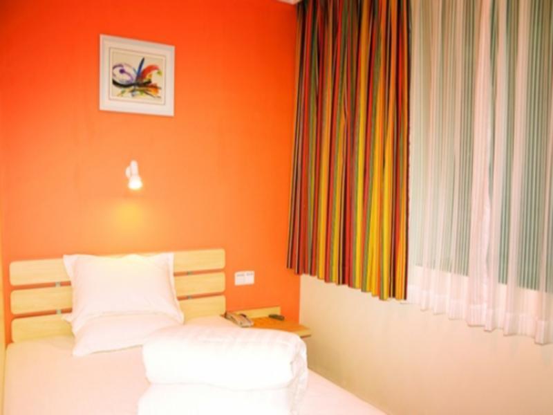 7Days Inn Guangzhou Gangding Longkou XI Road גואנגג'ואו מראה חיצוני תמונה